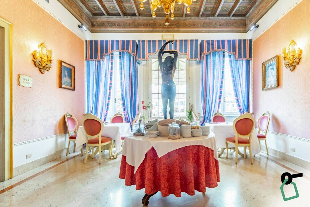 Фото Hotiday Hotel Ferrara