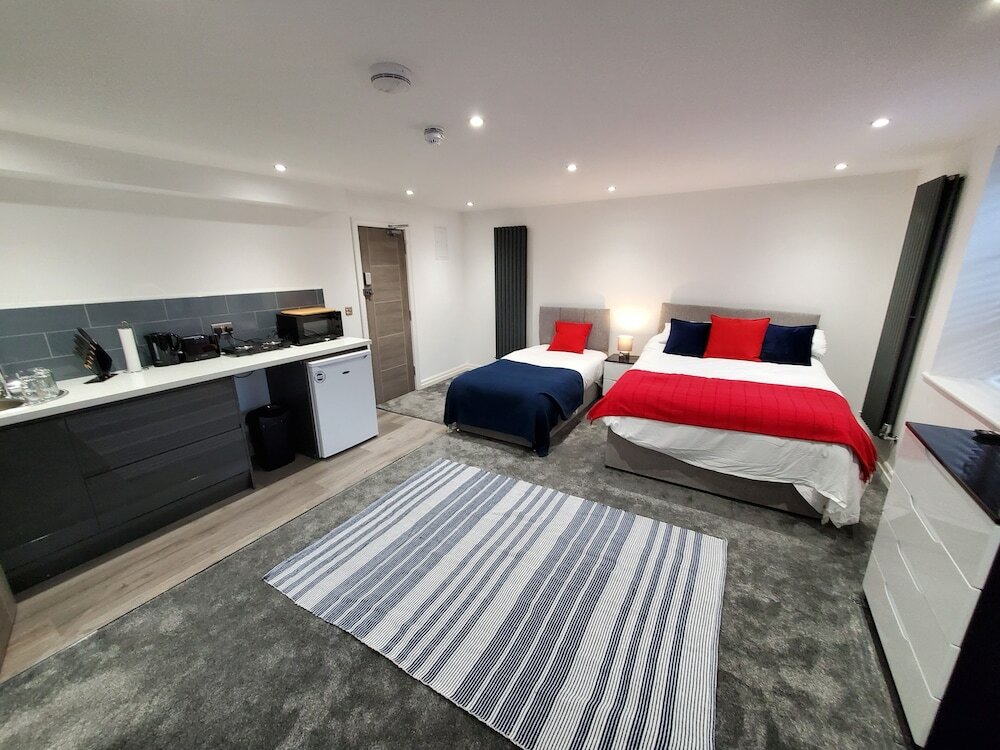 Фото The Ashcroft Apartments