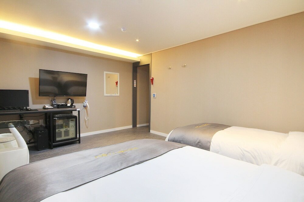 Фото Yeosu Hotel You