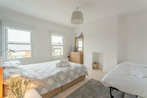 Stylish 2 Bedroom Apartment in London
