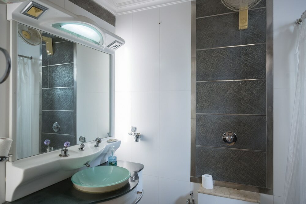 Фото Under My Roof - Classic