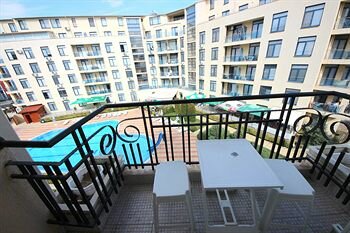 Фото Menada Rainbow Apartments