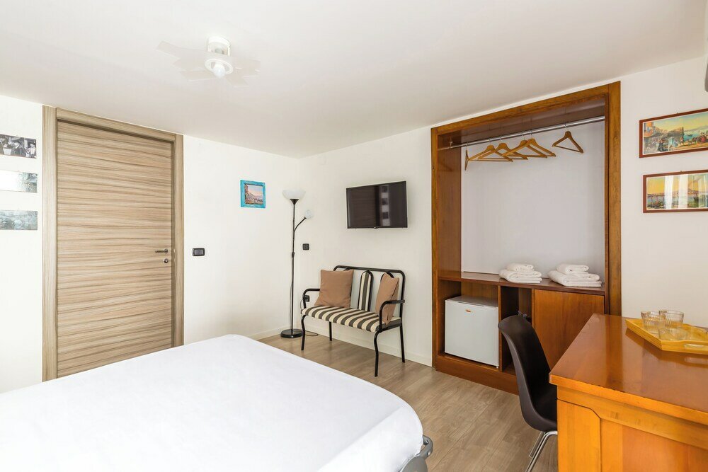 Фото Antica Napoli by Wonderful Italy