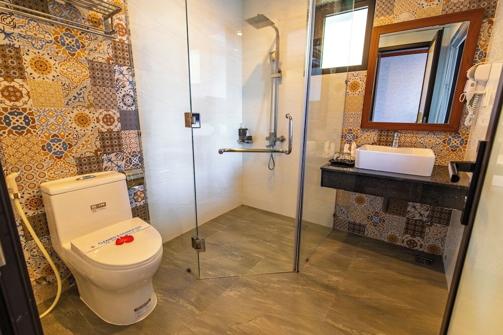 Фото Jade Scene Hotel