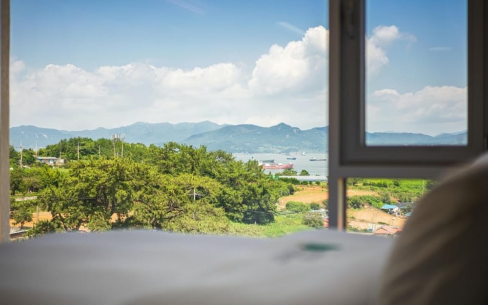 Фото Yeosu Little Forest Pension