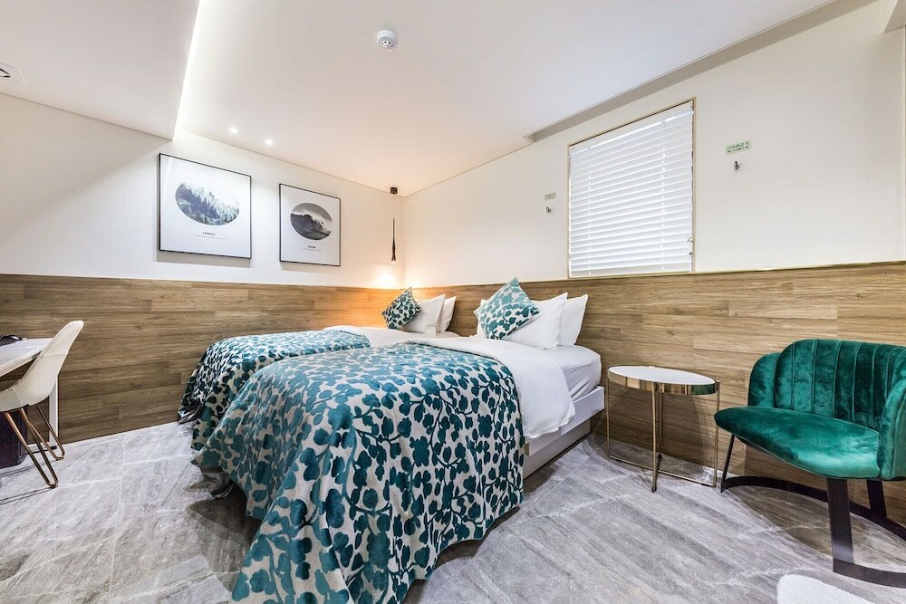 Фото The Post Hotel