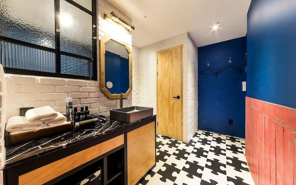 Фото Anyang Beomgye Byeol Hotel