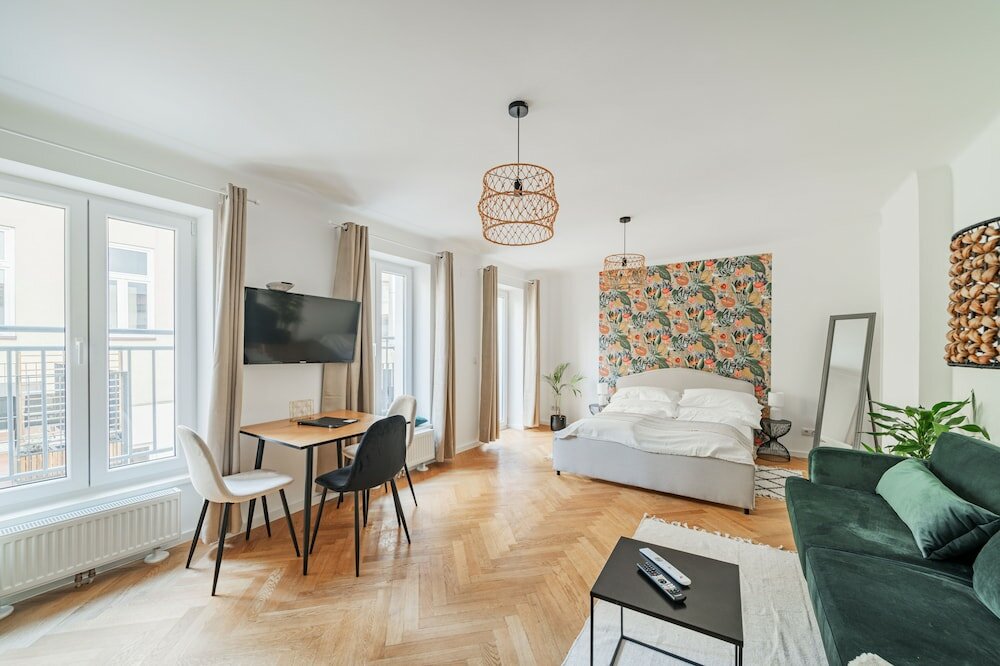 Фото The 15s Apartments