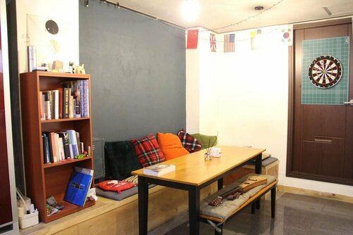 Гостиница Backpacker's House - Hostel в Пусане