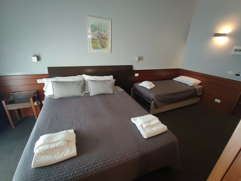 Фото Romalive Hotel