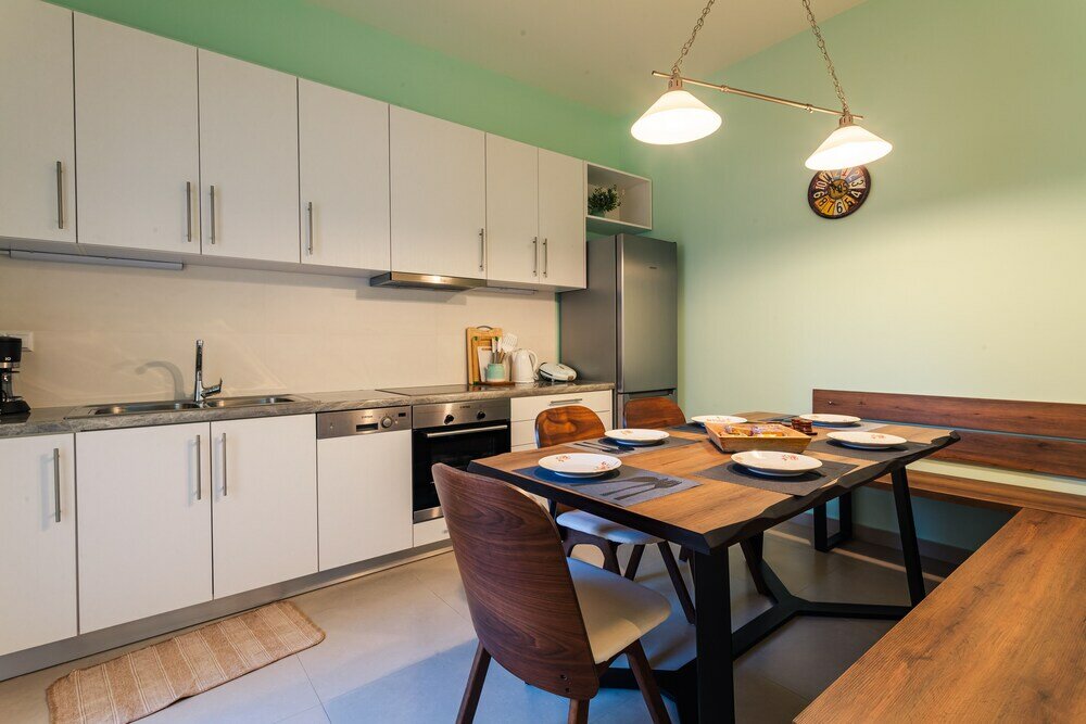 Фото Upscale Modern Escape in the Historic Center