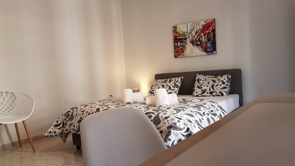 Фото Erra - Terracota - Athens Center, 100m², 3 Bd, 2 Bath