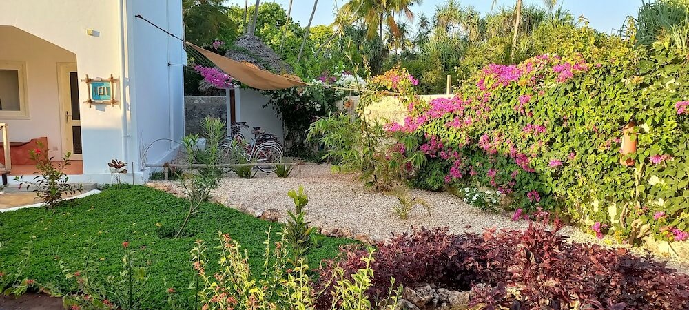 Фото Отель Ahg Sun Bay Mlilile Beach