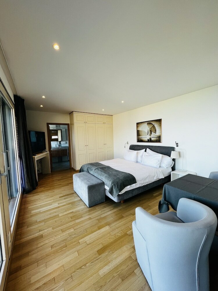 Фото La Rouvenaz