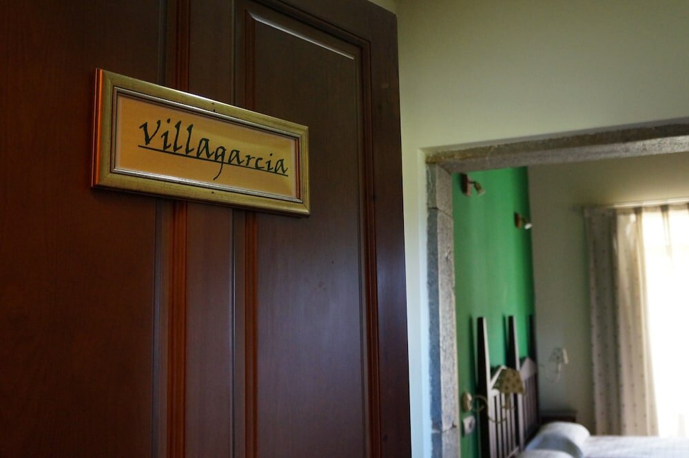 Фото Hotel Rural Palacio Fernández Heres