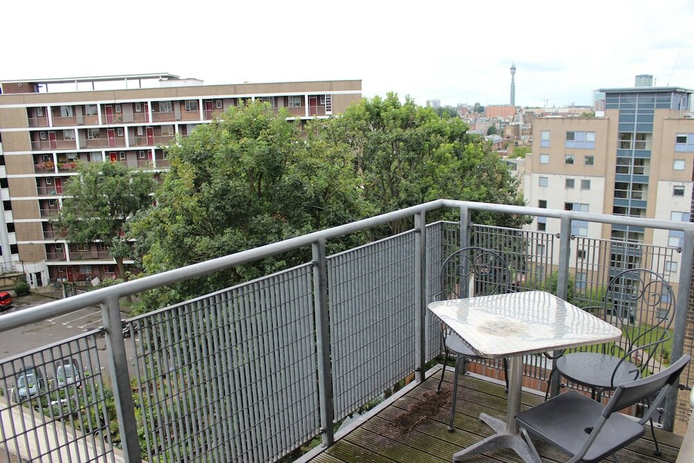 Фото Splendid 3 Bedroom Apartment Kings Cross