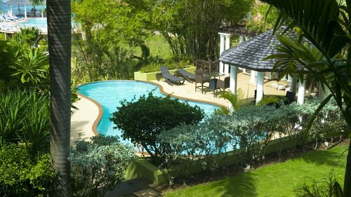 Гостиница Penthouse getaway by the beach в Очо-Риос