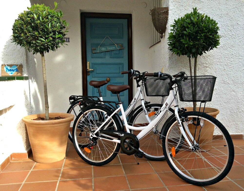 Фото Villa Breeze Boutique Guest Rooms Marbella