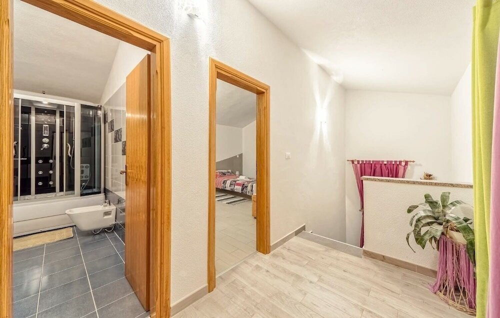 Фото Klo - With Pool - H