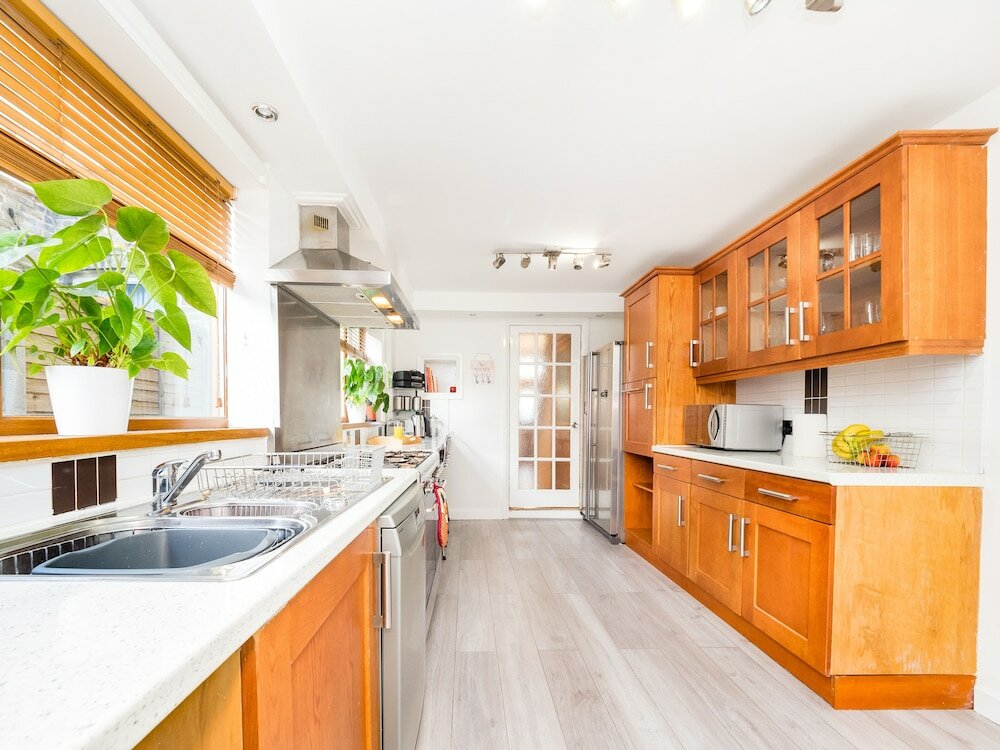 Фото Lt The Gate House