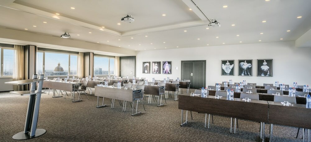 Фото The Hotel Brussels