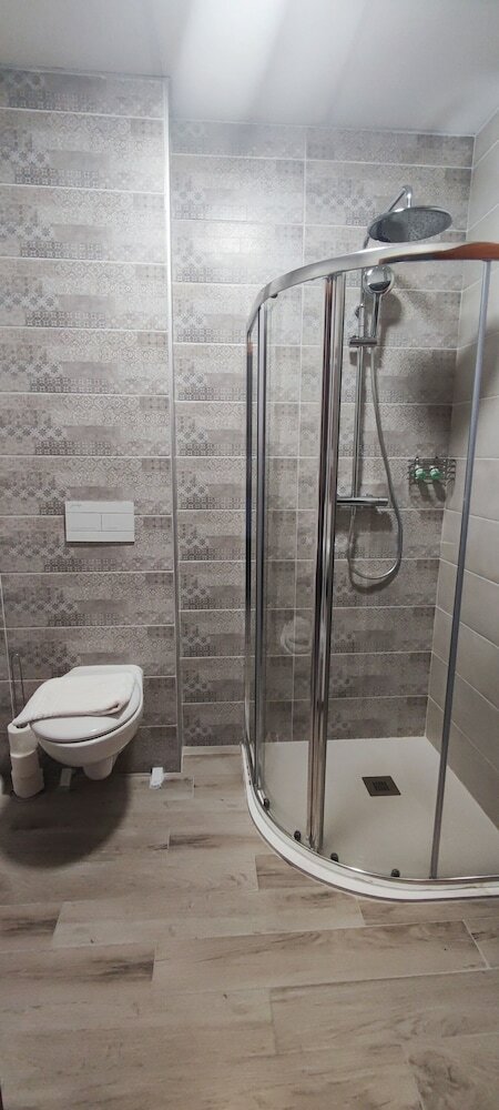 Фото Square Hôtel - Nimes