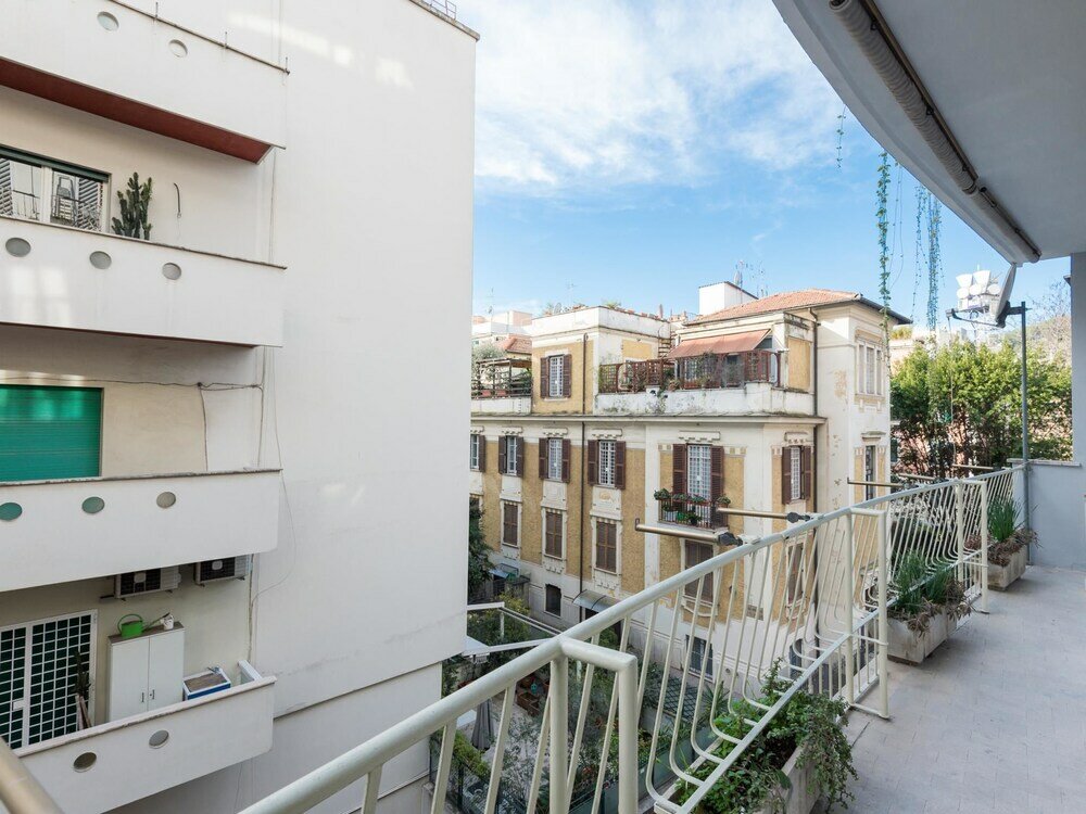 Фото Rsh Vatican Bright Two Bedroom Apartment