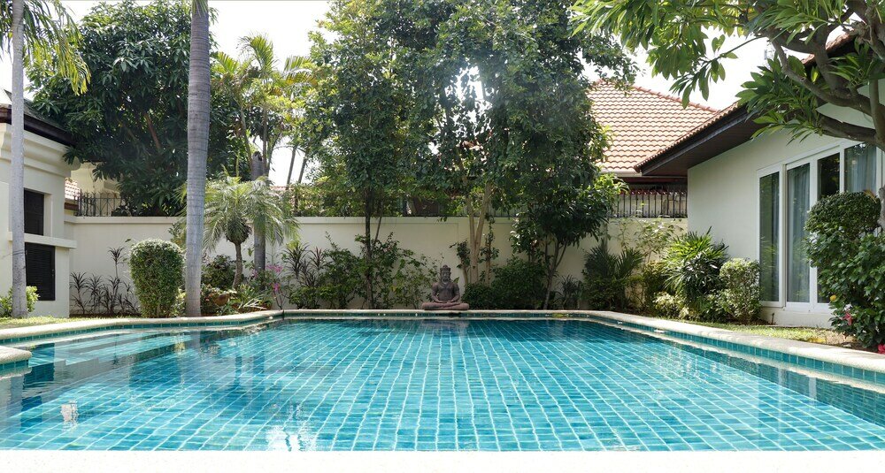 Фото Luxury Private Villa with Pool Jomtien beach