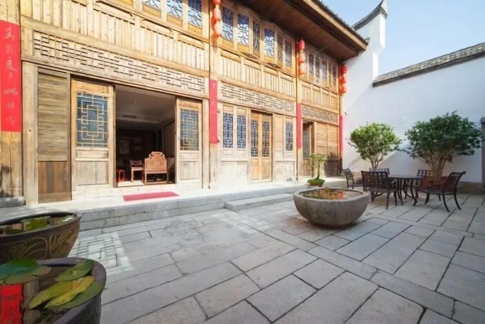 Фото Sanfang Qixiang Shuxiang Wenru Hotel