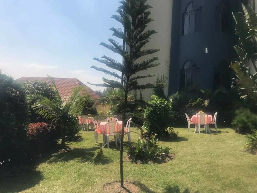 Фото отеля 5