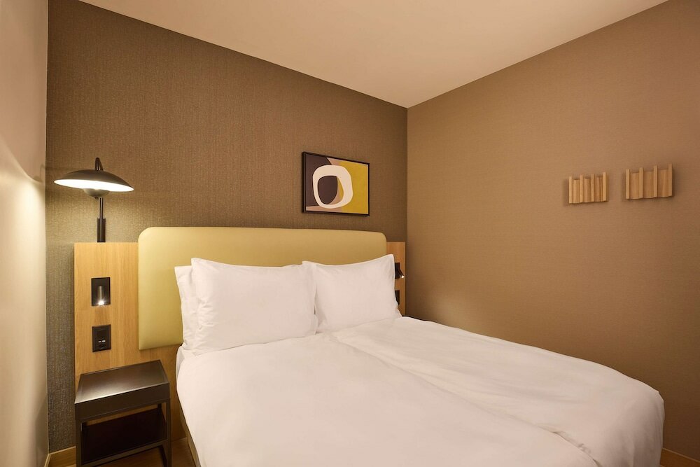 Фото Adina Apartment Hotel Geneva