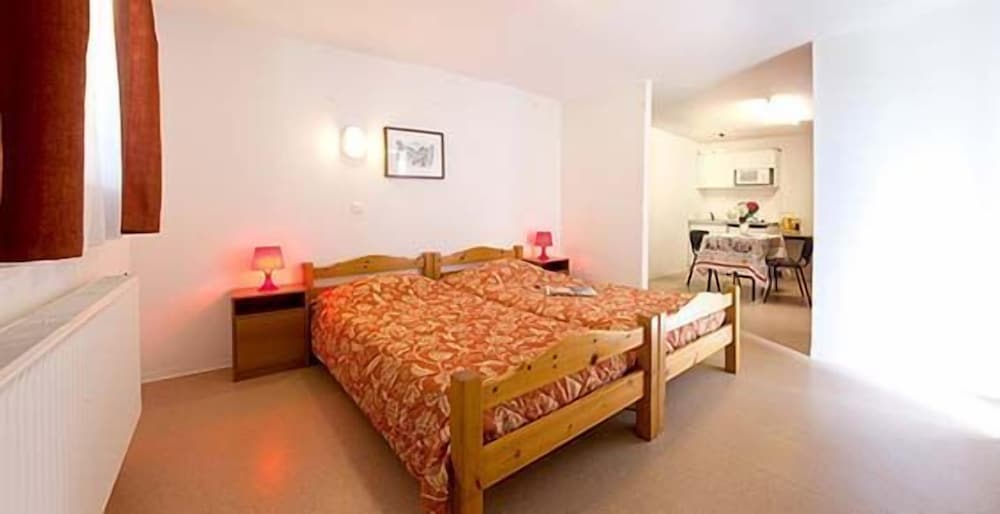 Фото Brit Hotel Grand Hotel Munster