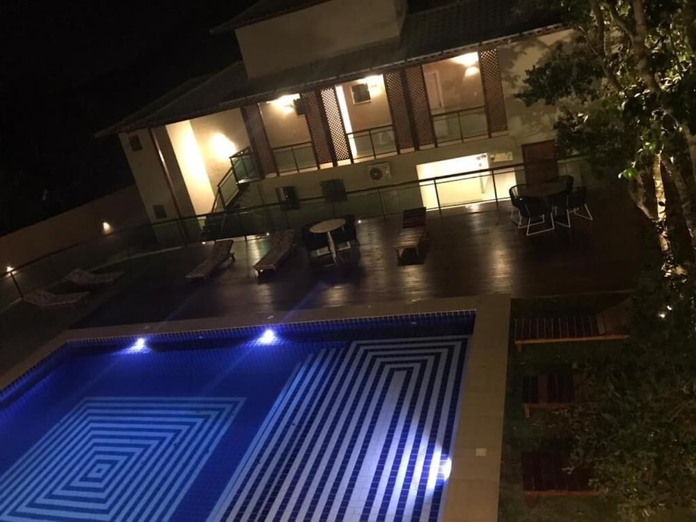 Фото Foca Guest House