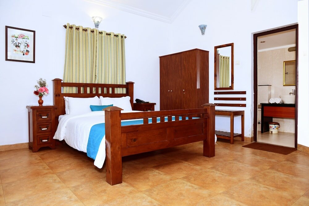 Фото White Square Nirvana, Parra