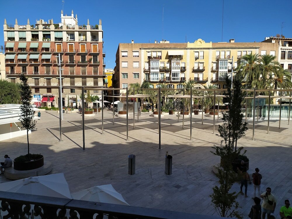 Фото Flats Friends Plaza de la Reina