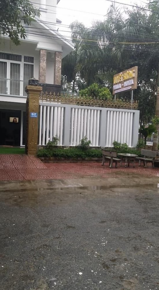 Фото Tuyet Suong Villa Hotel