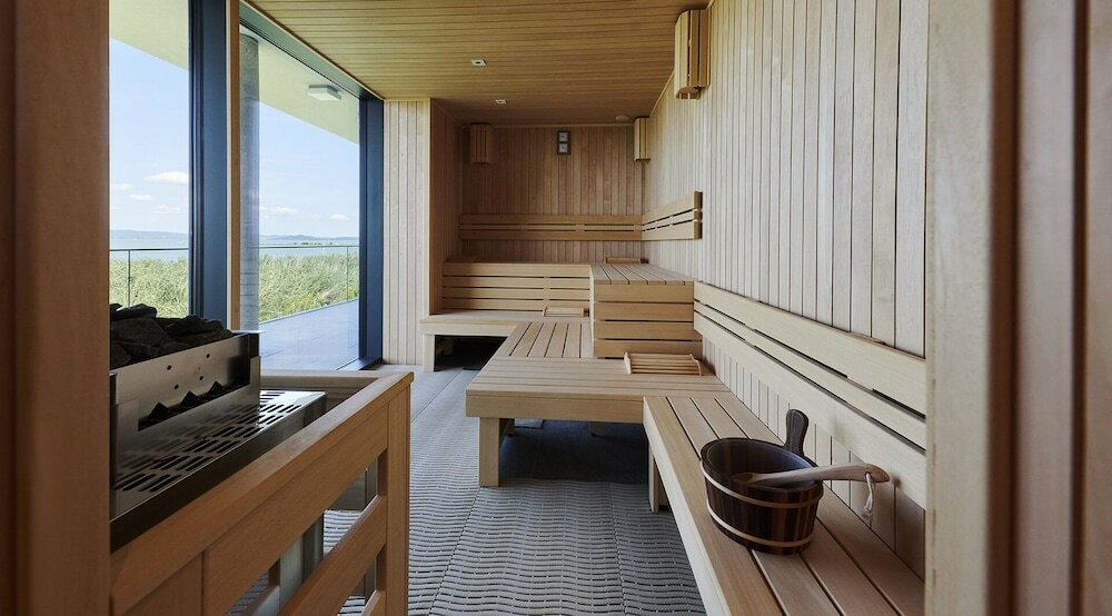 Фото Hotel OTP Balatonszemes