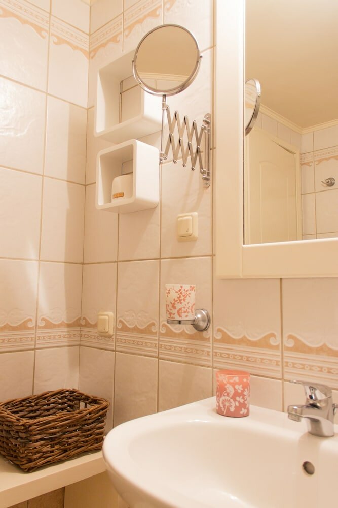 Фото Lithos Stoupa Villas