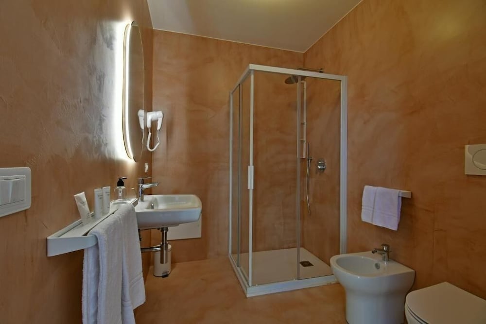 Фото San Anton Hotel