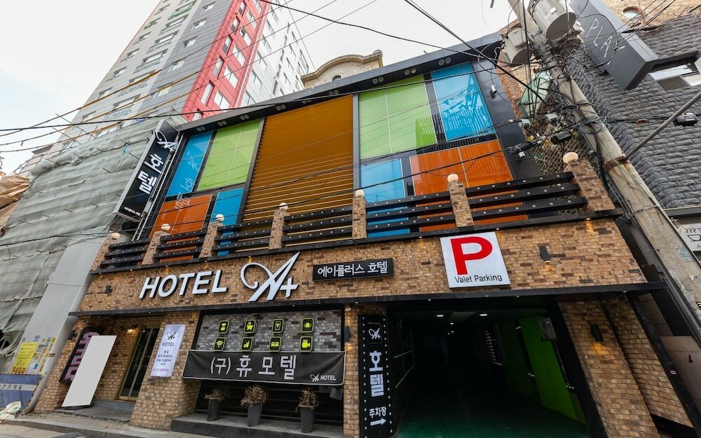 Фото отеля 1