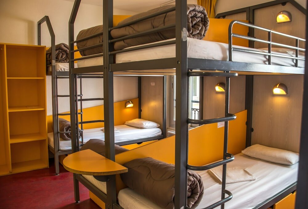 Фото Auberge de Jeunesse Hi Nice - Les Camélias