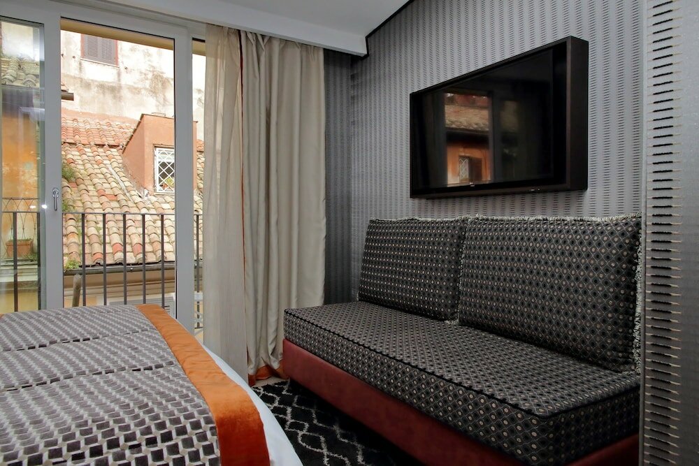 Фото Helmirage Piazza Di Spagna Suite