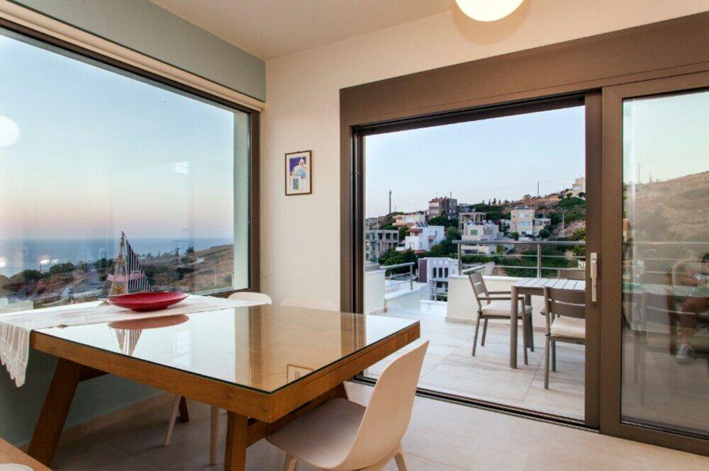 Фото Luxurious Rikas Villa