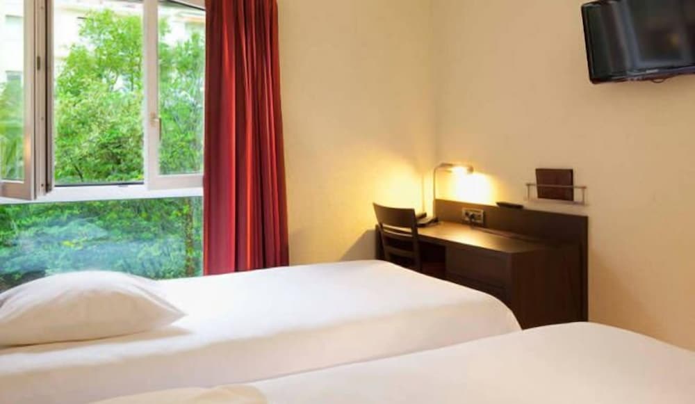 Фото Hotel Akena Biarritz - Grande plage