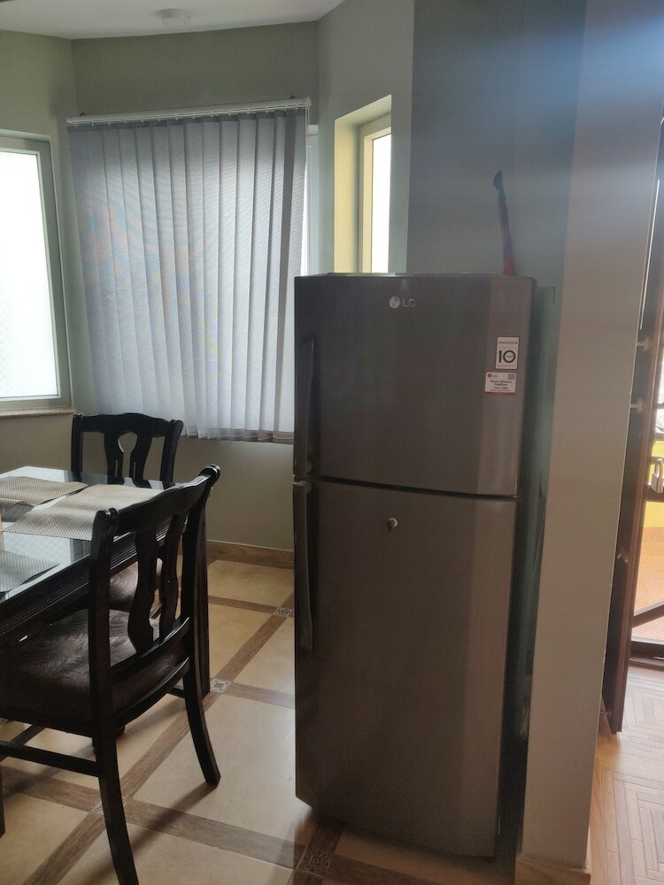 Фото Himalayan Hotel and Service Apartments