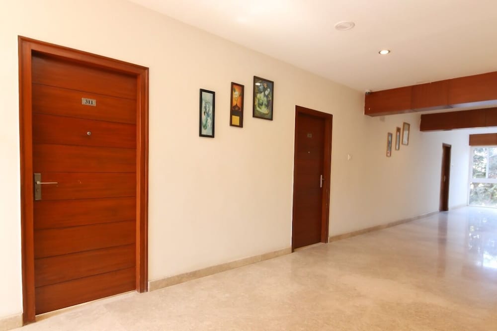 Фото Icon Suites by Bhagini