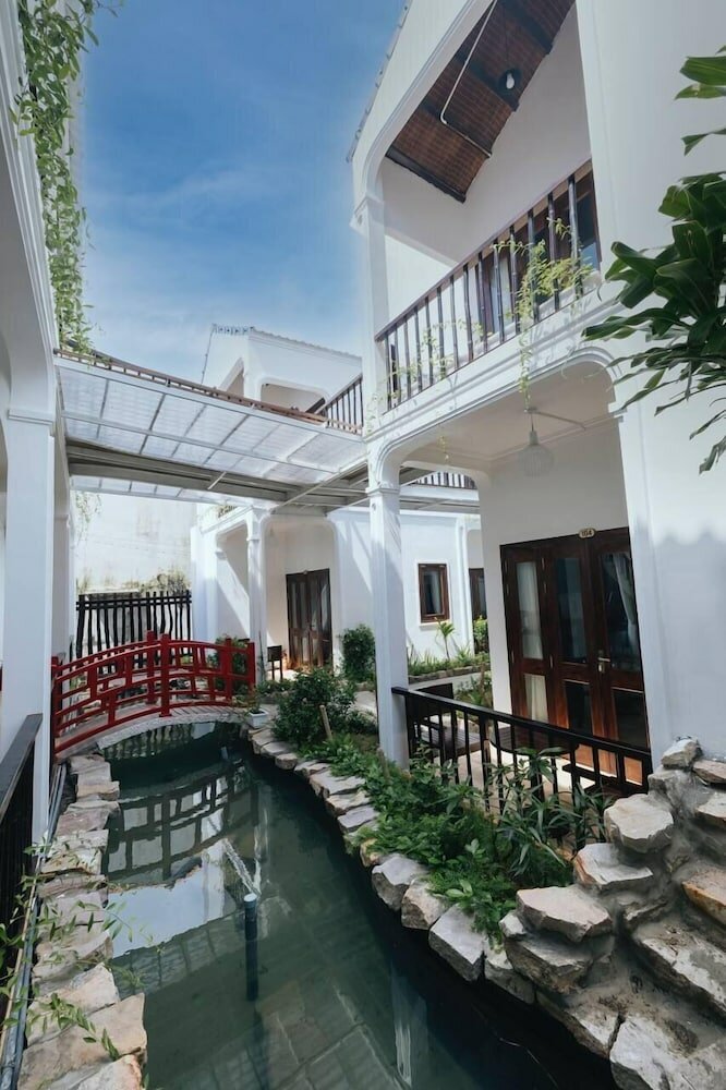 Фото The Poplar Resort