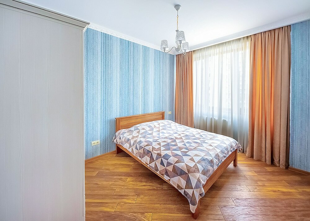 Фото Hb apartments Vazha Pshavela