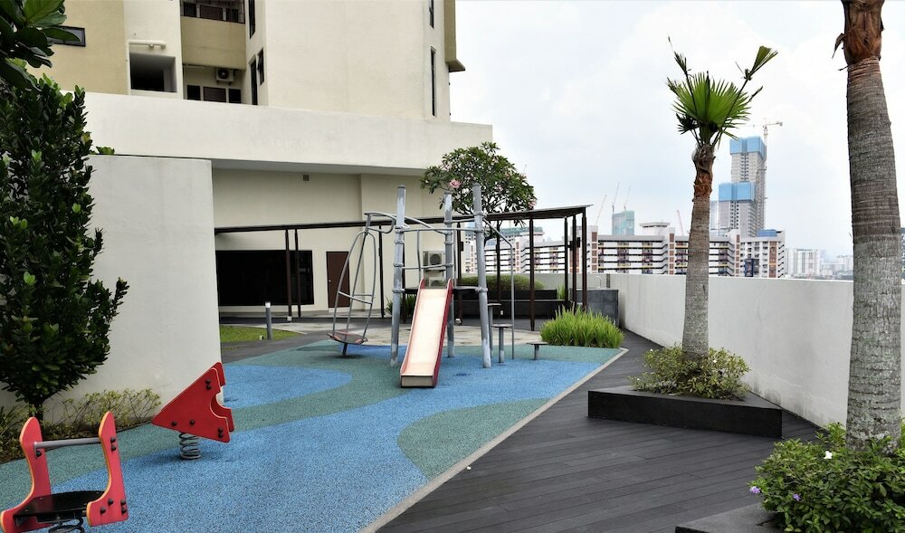 Фото J Dupion Residence by Greater Stay