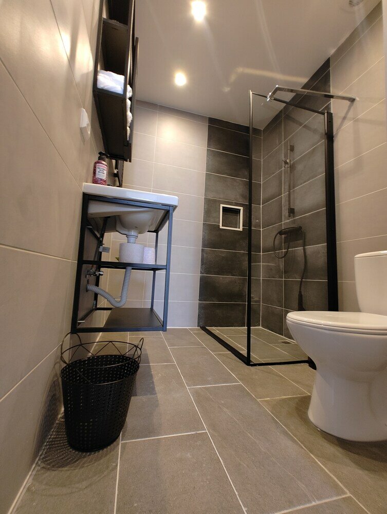 Фото The Diesel Bed and Breakfast